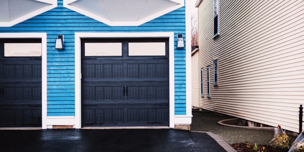 Self key cutting machine for garage doors OKC